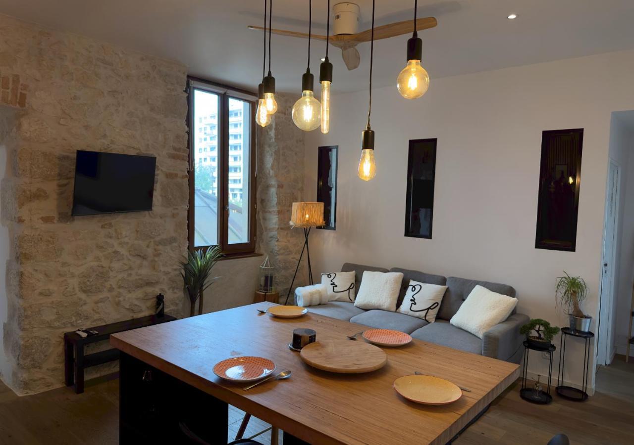 French Loft - Central & Comfy Анси Экстерьер фото